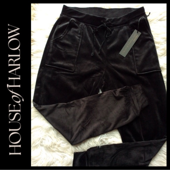 NWT House Of Harlow 1960 Velour Joggers - Picture 3 of 8